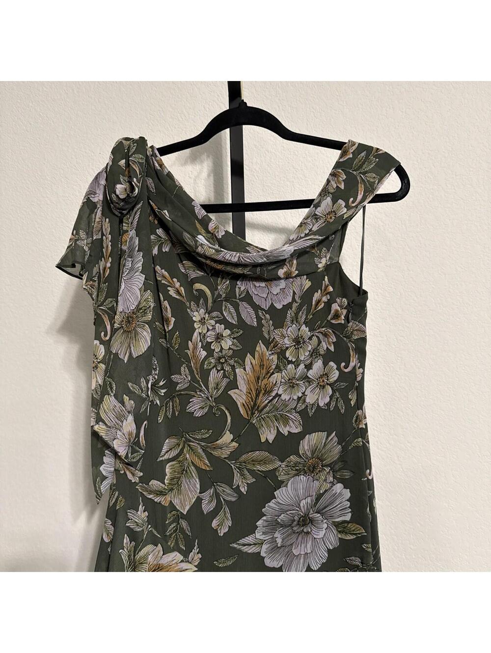 $295 Lauren Ralph Lauren Off-the-Shoulder Kanerite Asymmetric Floral Gown Sz: 2 - Picture 4 of 14